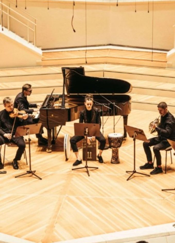 Simple Music Ensemble. Людовико Эйнауди
