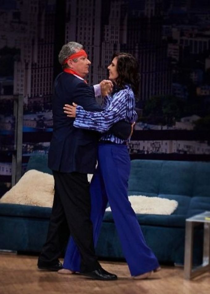 Спектакль «Обними меня»