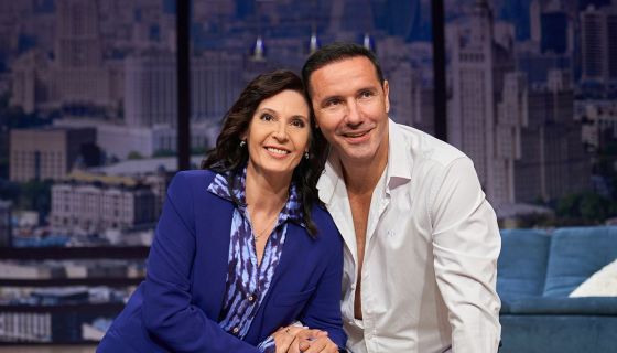 Спектакль «Обними меня»