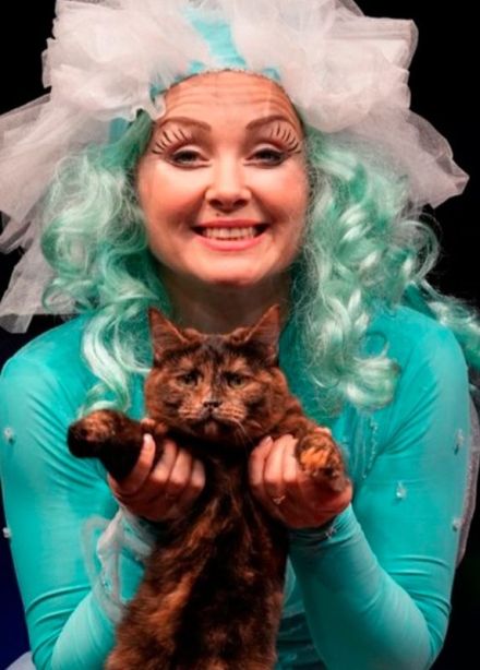 Театр кошек Юрия Куклачёва. Коты спасают мир