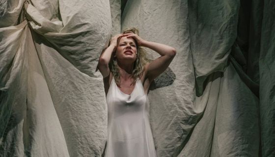 Спектакль «Наедине»