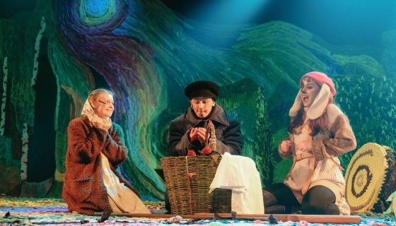 Спектакль «Кладовая солнца»