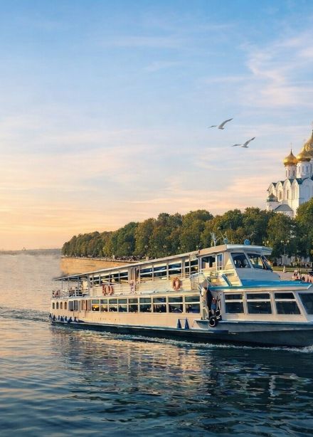 Речная прогулка по Волге